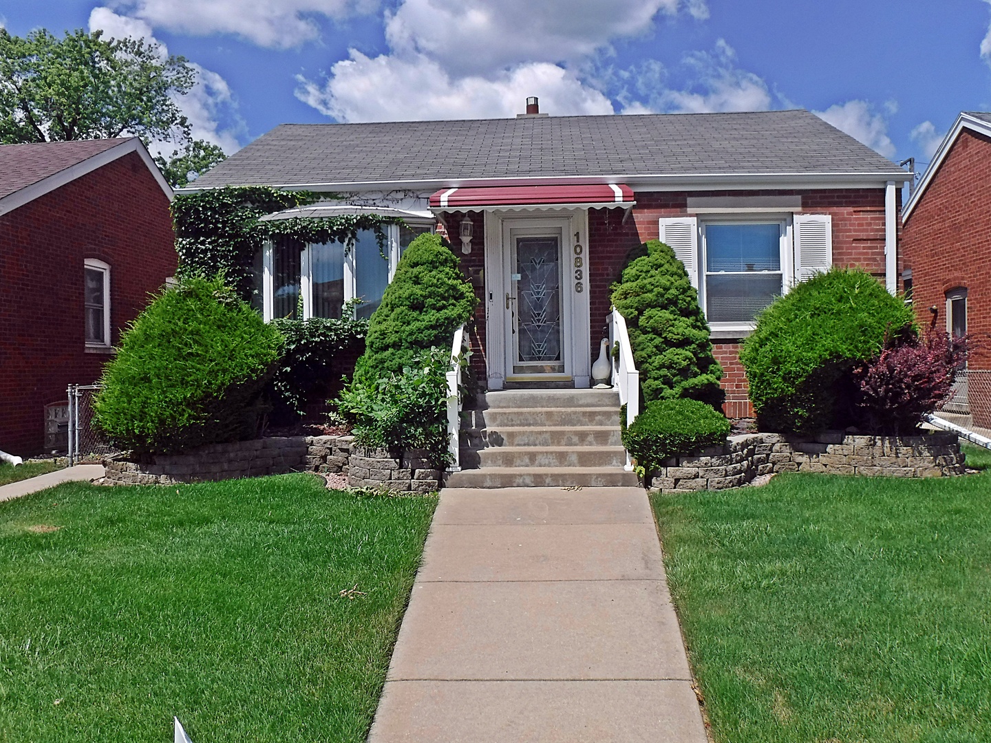 10836 South Ridgeway Avenue Chicago, IL 60655 - Photo 1 of 26 Gallery Image 1