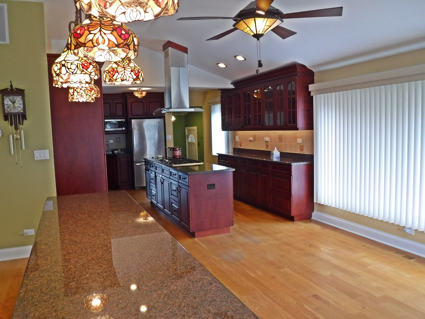10836 South Ridgeway Avenue Chicago, IL 60655 - Photo 9 of 26 Gallery Image 9