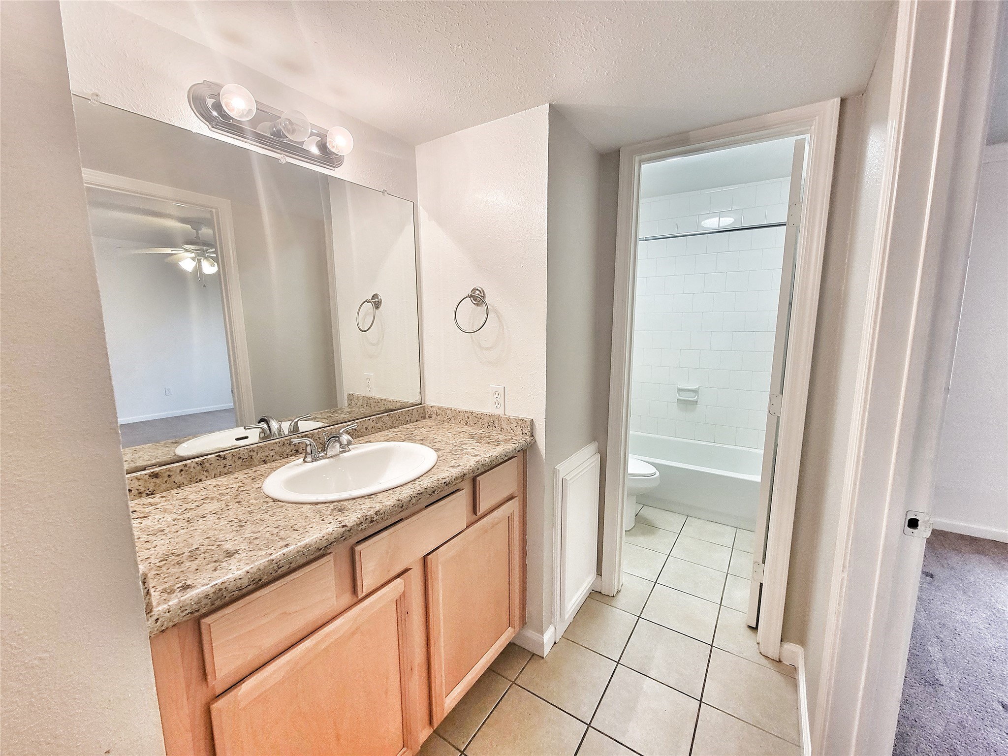 1522 Yale Street, Unit 18 Houston, TX 77008 - Photo 5 of 9