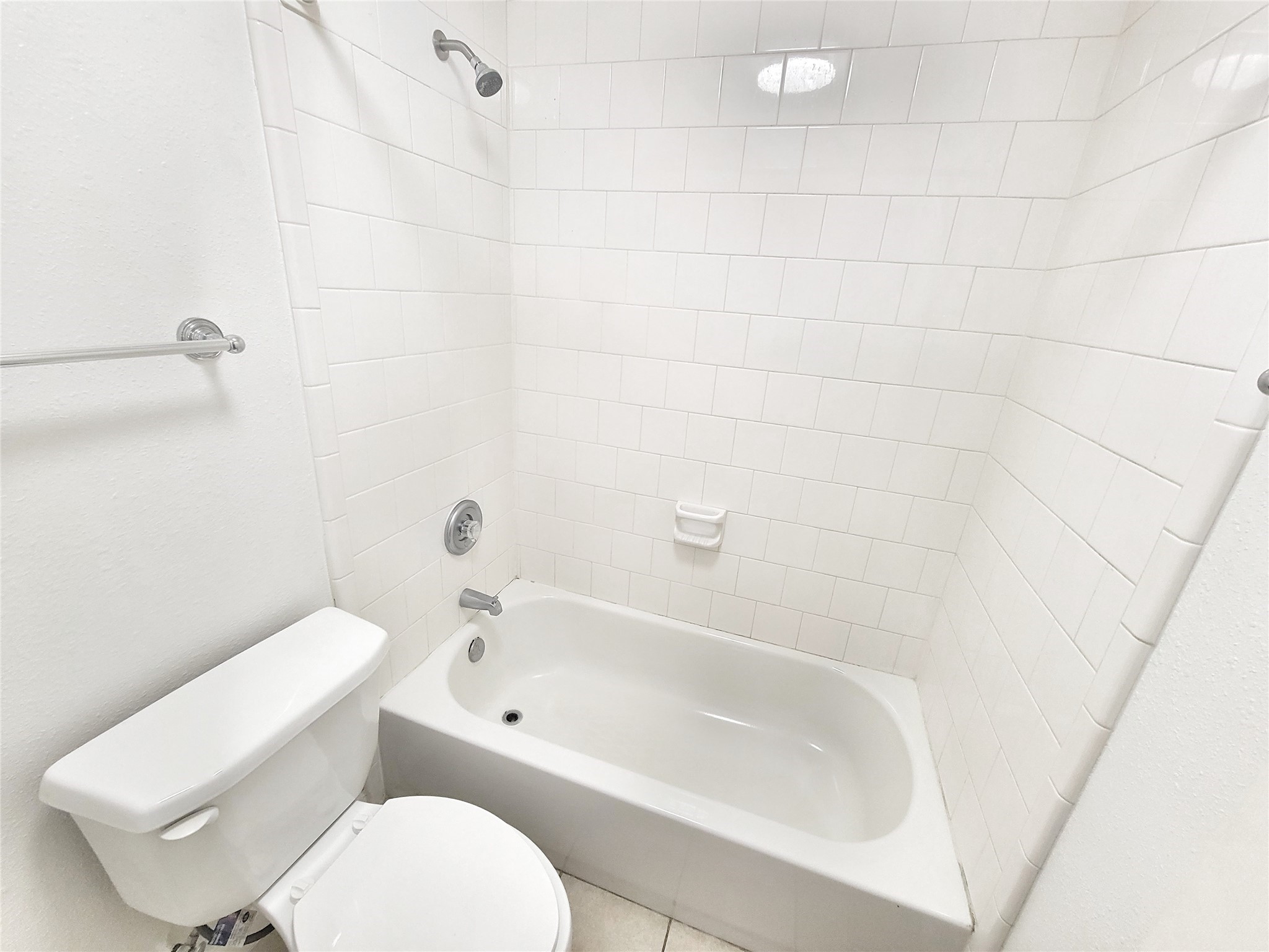 1522 Yale Street, Unit 18 Houston, TX 77008 - Photo 7 of 9