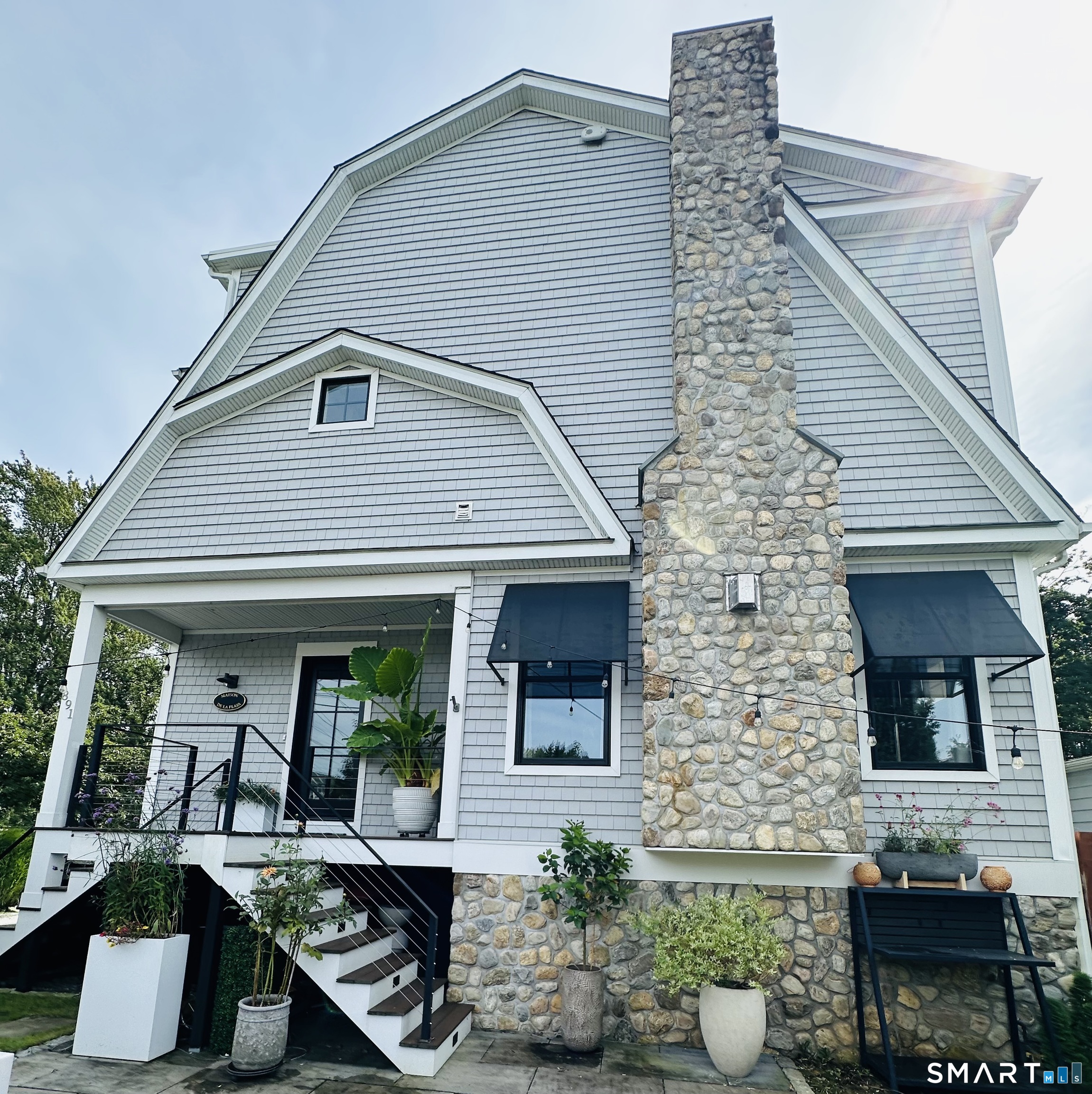 891 Oldfield Road Fairfield, CT 06824 - Photo 2 of 11 Gallery Image 2