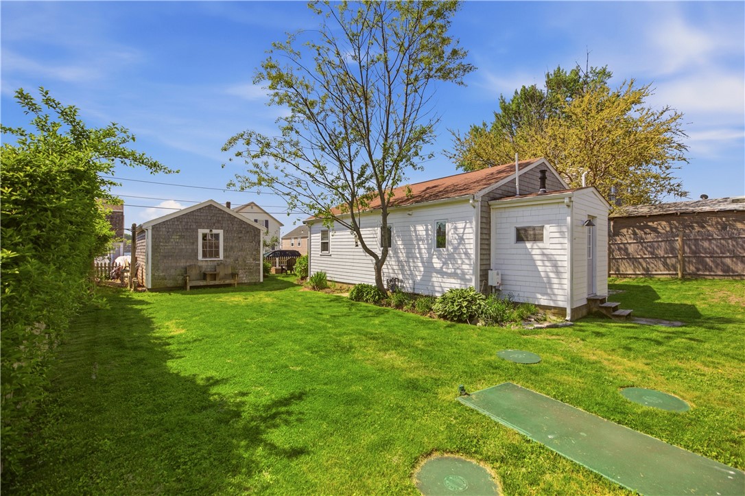 272 Riverside Street Portsmouth, RI 02871 - Photo 43 of 44