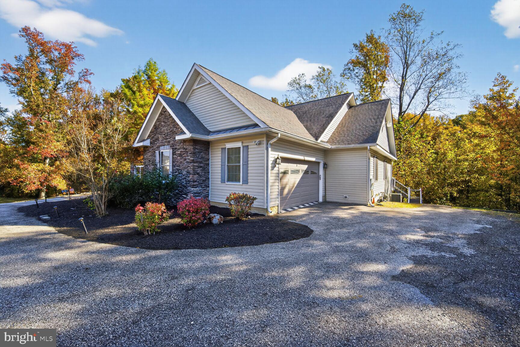 6707 Burch Hill Road Brandywine, MD 20613 - Photo 50 of 54 Side Load Garage