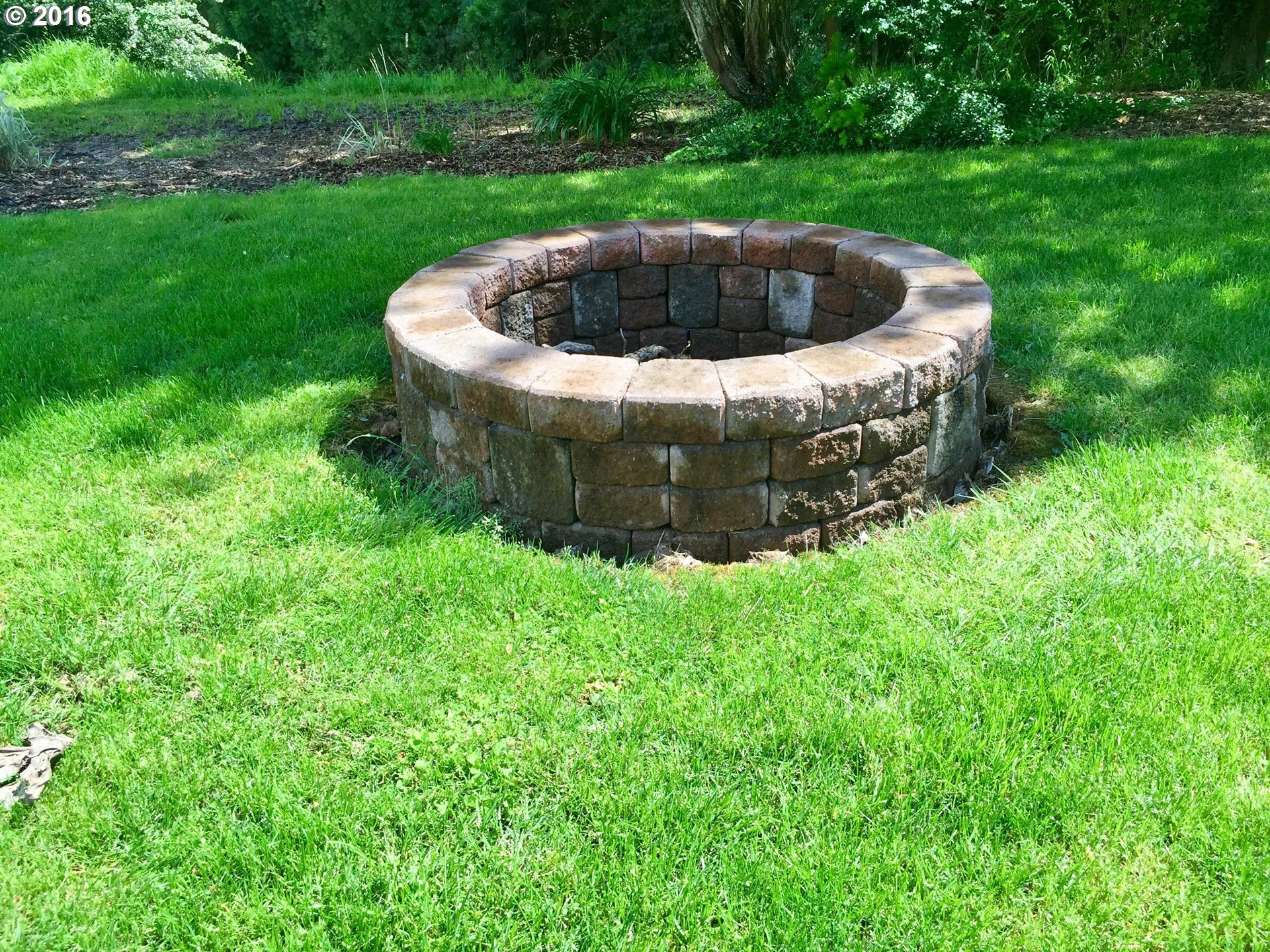 8380 Northeast Dog Ridge Road Newberg, OR 97132 - Photo 28 of 32 a view of fountain in a yard