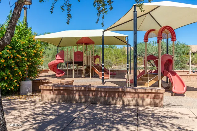 $4,400 | 8941 East Maple Drive, Scottsdale, AZ 85255