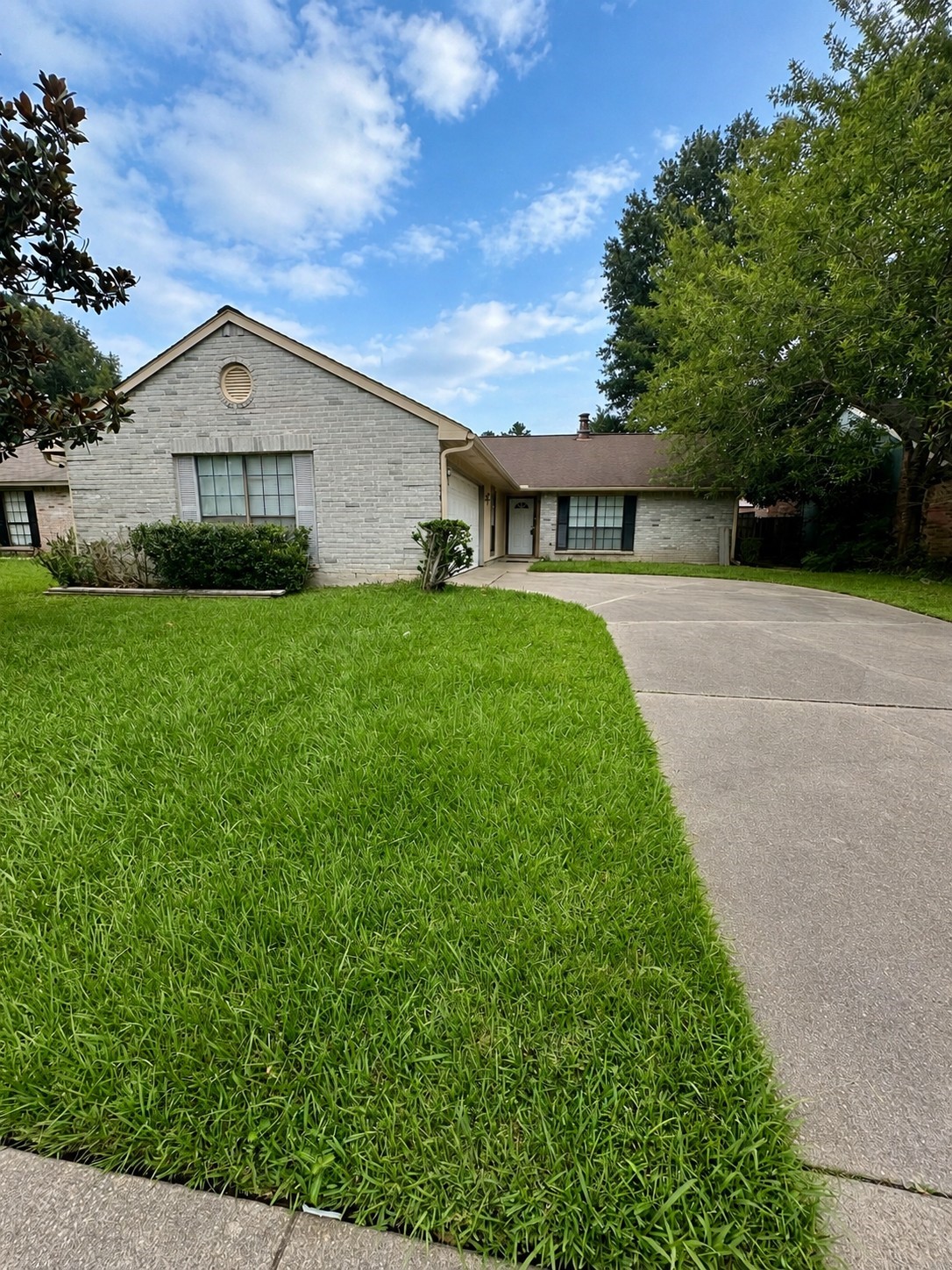 22722 Hawkwood Drive Spring, TX 77373 - Photo 2 of 30