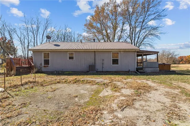 $395,000 | 10540 West 287th Street, Louisburg, KS 66053