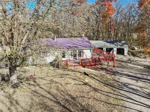 $385,000 | 10540 West 287th Street, Louisburg, KS 66053