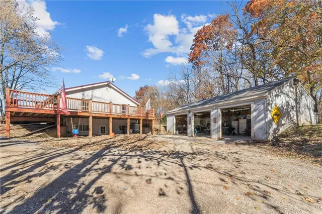 $395,000 | 10540 West 287th Street, Louisburg, KS 66053