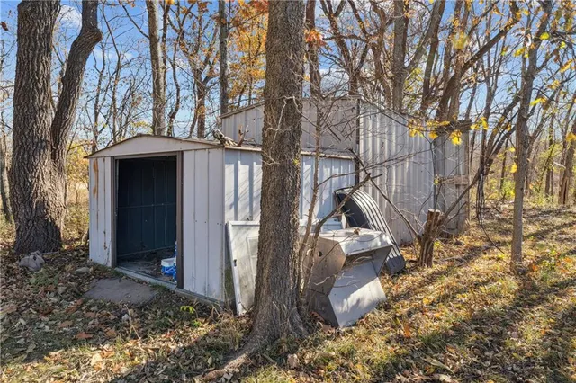 $395,000 | 10540 West 287th Street, Louisburg, KS 66053