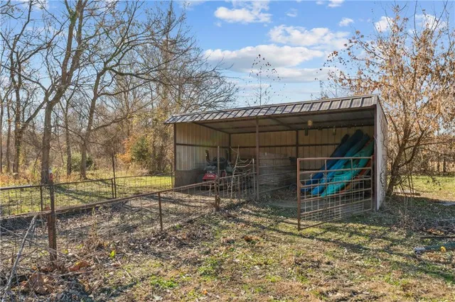 $395,000 | 10540 West 287th Street, Louisburg, KS 66053