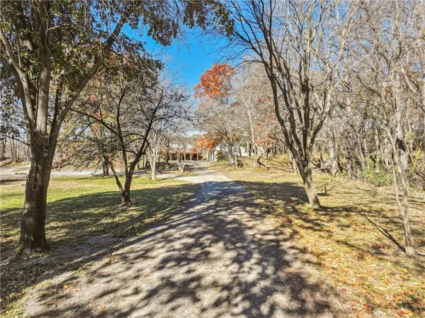 $385,000 | 10540 West 287th Street, Louisburg, KS 66053