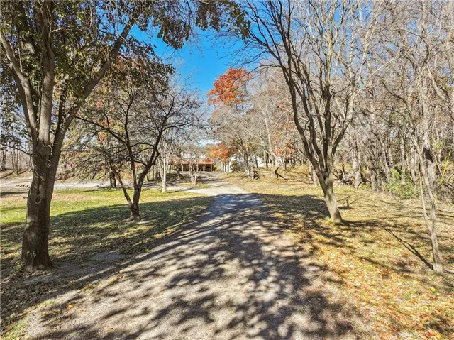 $395,000 | 10540 West 287th Street, Louisburg, KS 66053