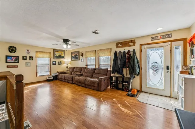 $395,000 | 10540 West 287th Street, Louisburg, KS 66053