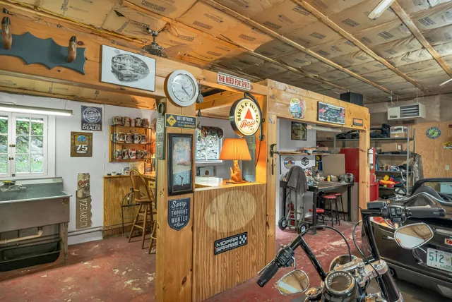 $642,000 | 3481 Highway 3, Thornton, NH 03285