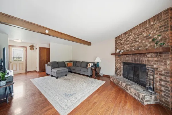 $339,000 | 2185 West Barnes Road, Leslie, MI 49251
