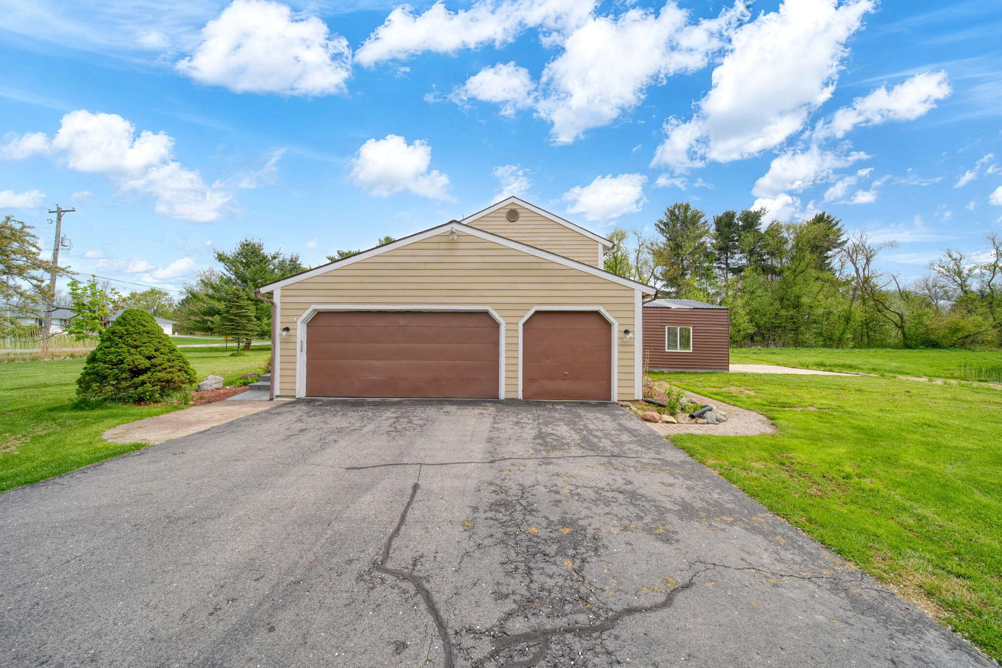 2185 West Barnes Road Leslie, MI 49251 - Photo 4 of 73 43-web-or-mls-DSC05529_HDR