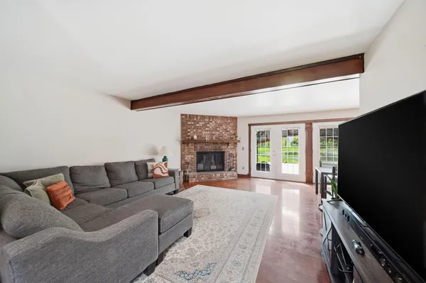 $339,000 | 2185 West Barnes Road, Leslie, MI 49251