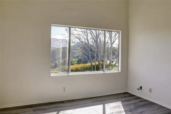 $429,000 | 21309 Eucalyptus Way, Unit 203, Newhall, CA 91321