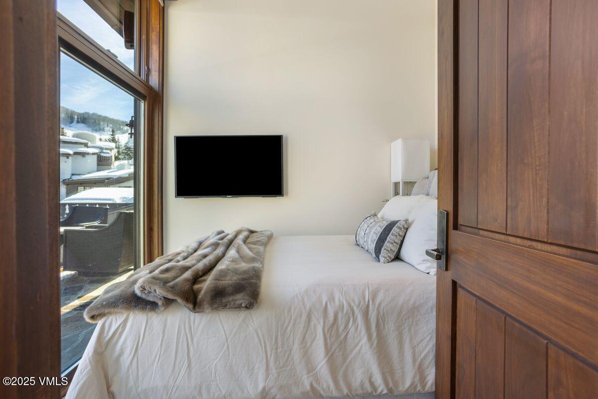 291 Bridge Street, Unit R7 Vail, CO 81657 - Photo 17 of 60 photo_online_022