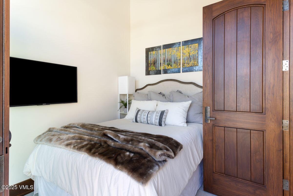 291 Bridge Street, Unit R7 Vail, CO 81657 - Photo 20 of 60 photo_online_002