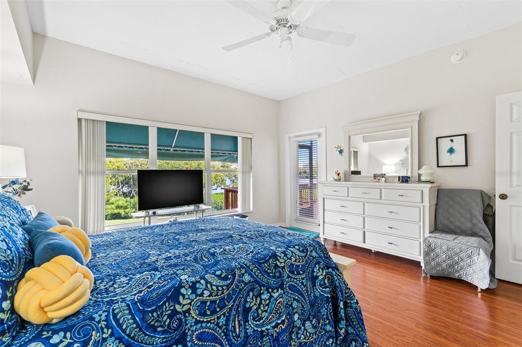 6555 99th Way North, Unit 20F St. Petersburg, FL 33708 - Photo 17 of 36 Gallery Image 17
