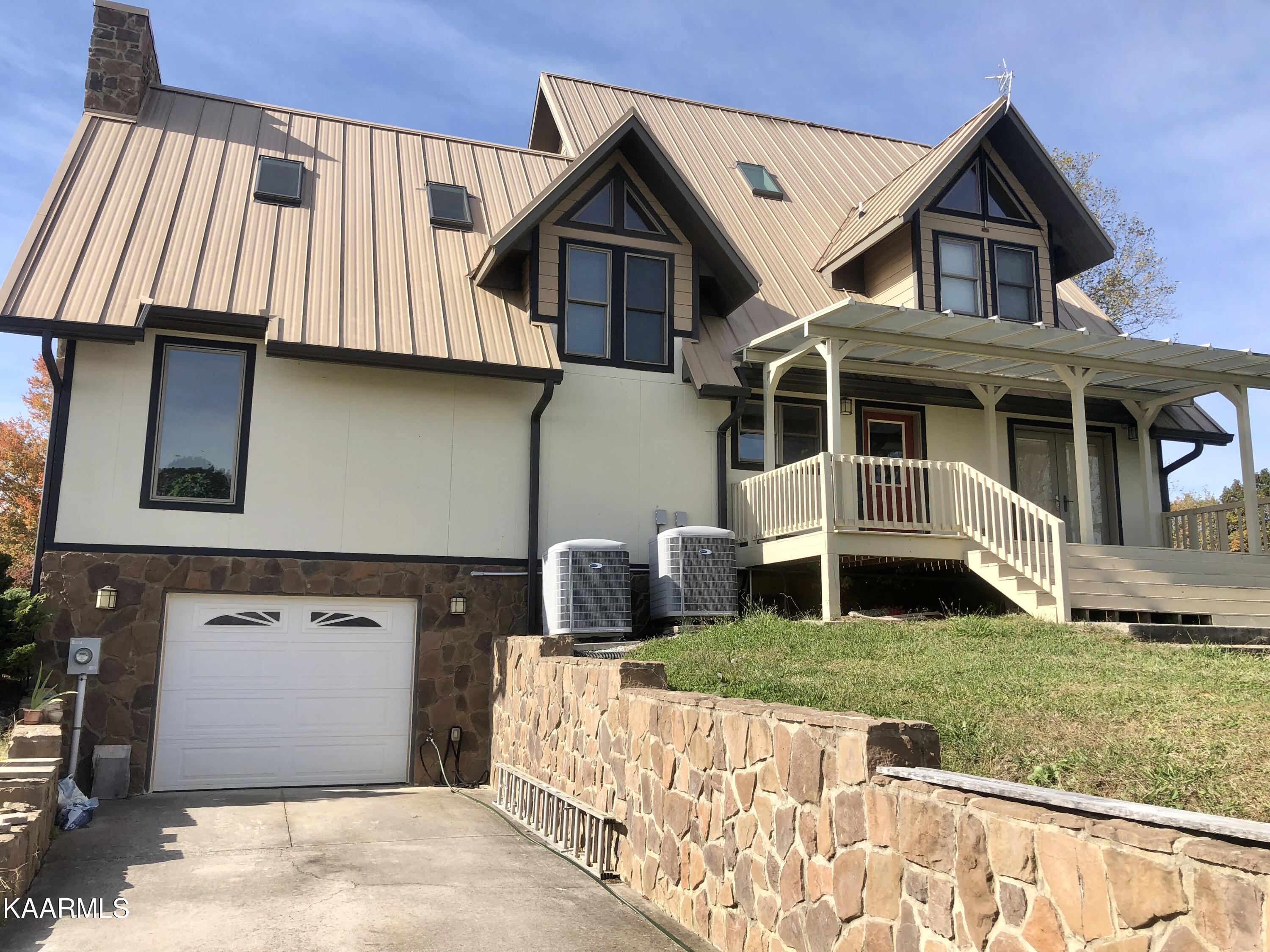 10308 Washington Pike Corryton, TN 37721 - Photo 5 of 50 backsideHouse