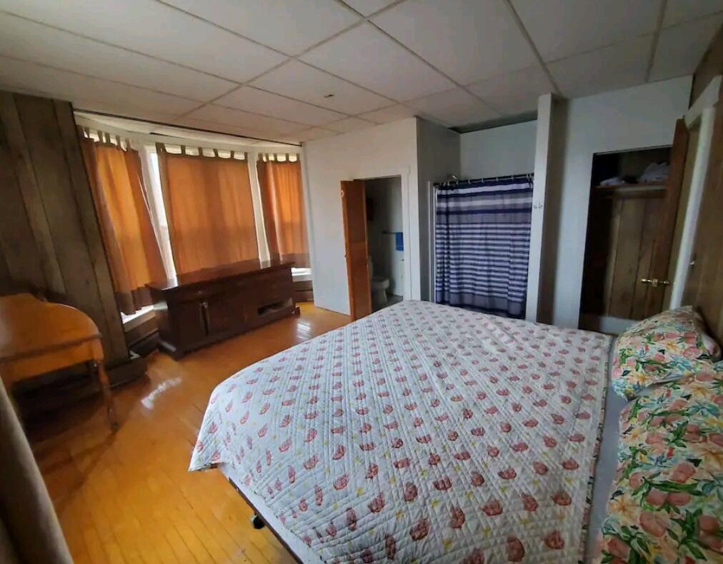 5 Oak Street Waterville, ME 04901 - Photo 11 of 27 11 Apt 1 FF bedroom has full bath