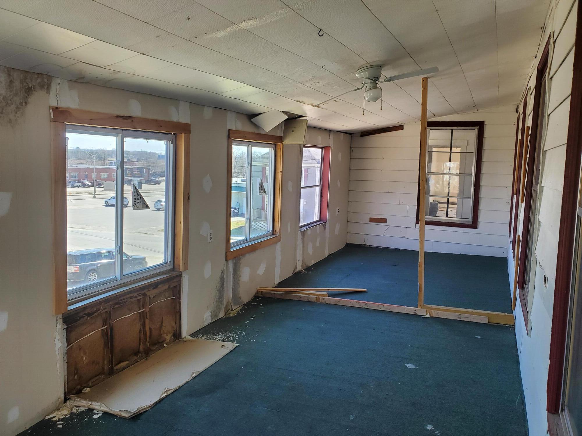 5 Oak Street Waterville, ME 04901 - Photo 19 of 27 19 Apt 2