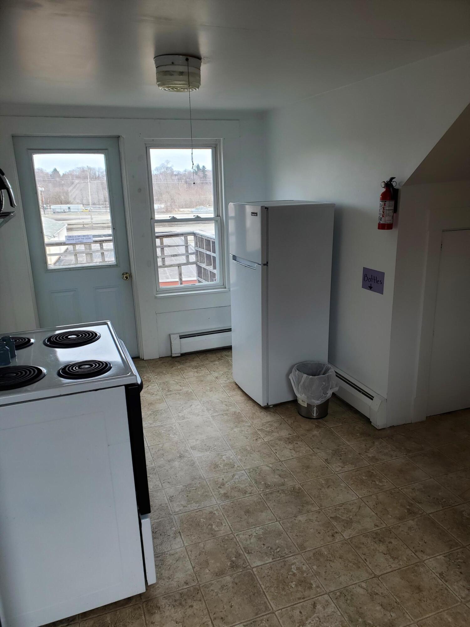 5 Oak Street Waterville, ME 04901 - Photo 23 of 27 23 Apt 3