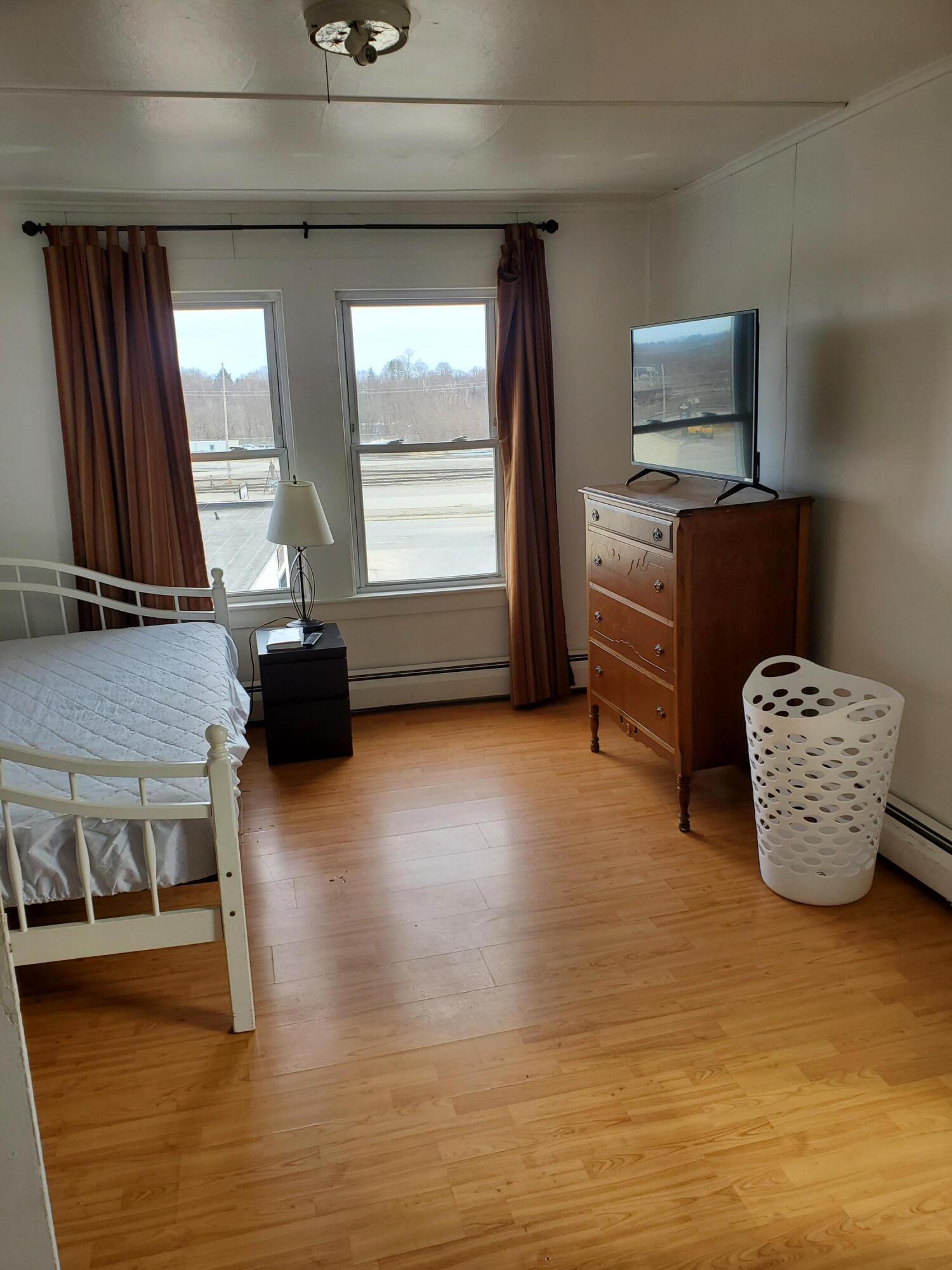 5 Oak Street Waterville, ME 04901 - Photo 26 of 27 26 Apt 3