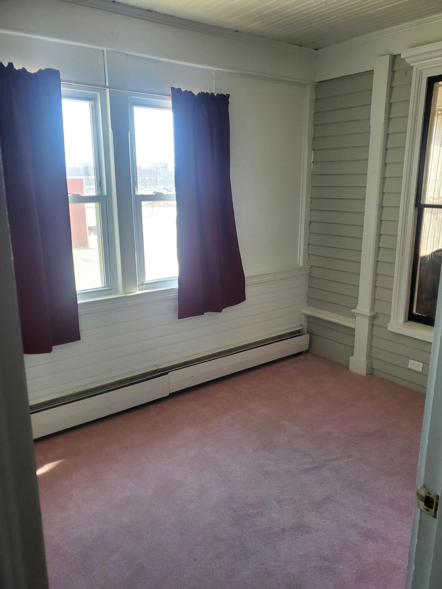 5 Oak Street Waterville, ME 04901 - Photo 8 of 27 8 Apt 1 bedroom #2