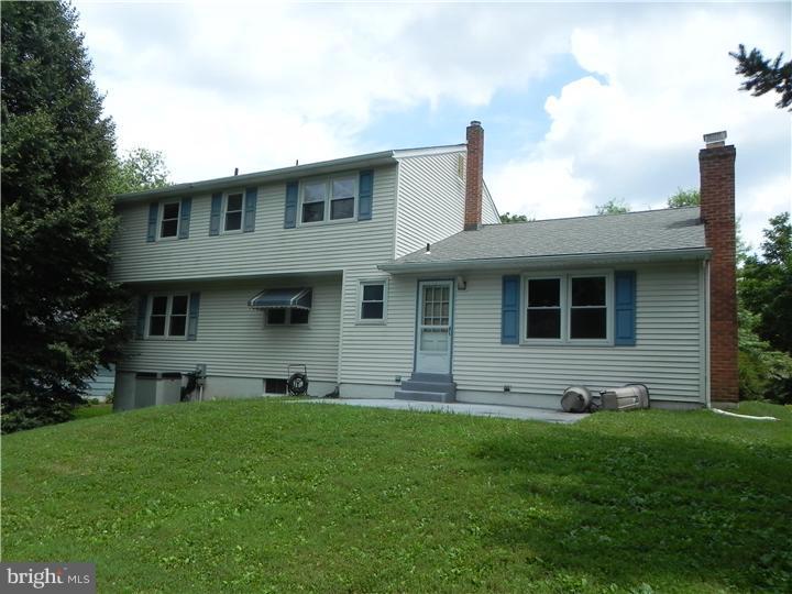 16 Holt Road Newark, DE 19711 - Photo 2 of 14 Exterior Back