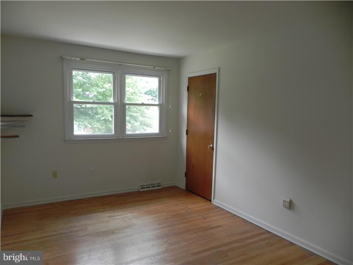 16 Holt Road Newark, DE 19711 - Photo 13 of 14 Bedroom 3