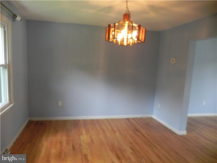 16 Holt Road Newark, DE 19711 - Photo 7 of 14 Dining Room