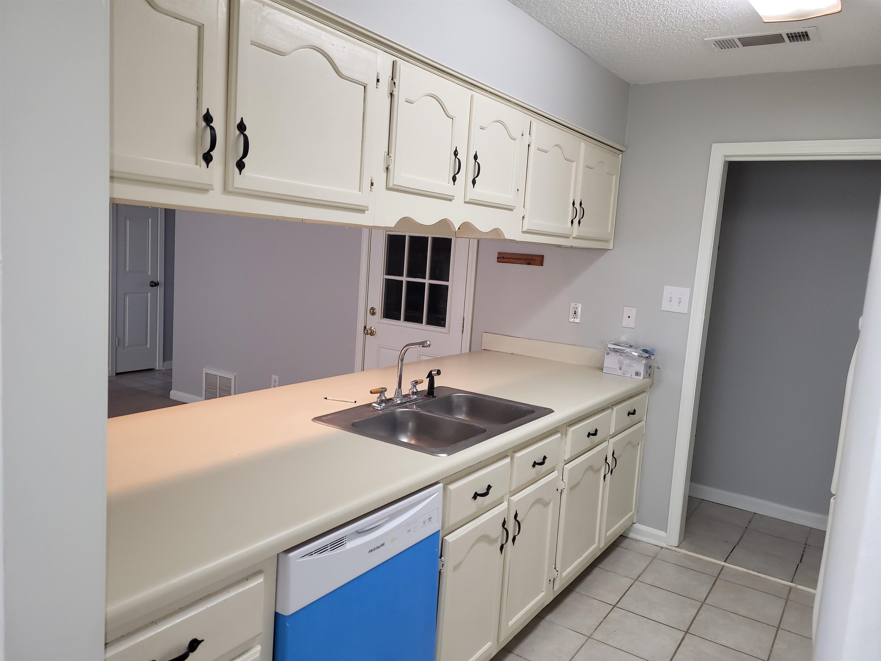 4597 Crestfield Road Millington, TN 38053 - Photo 5 of 13 Gallery Image 5