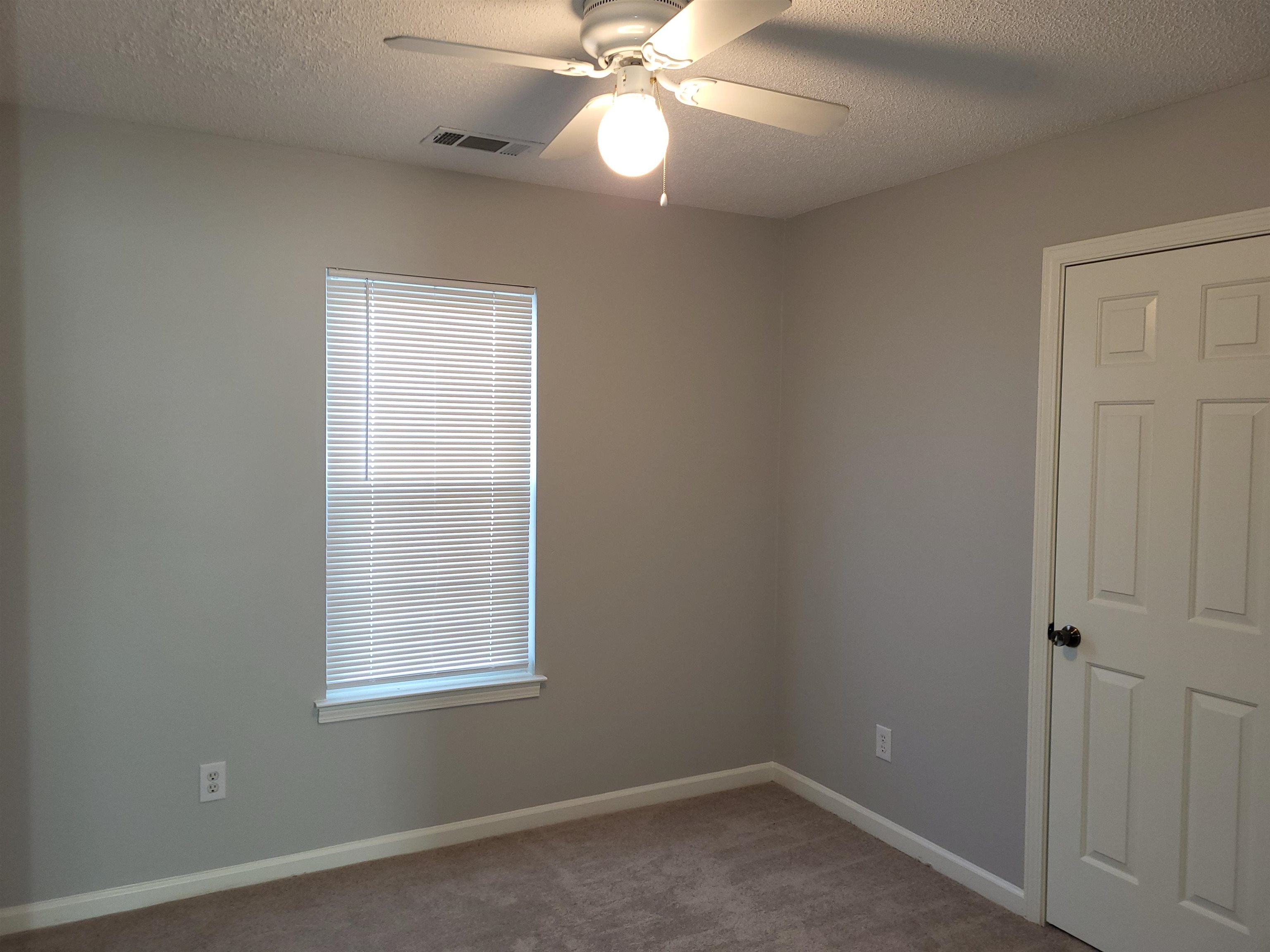 4597 Crestfield Road Millington, TN 38053 - Photo 8 of 13 Gallery Image 8