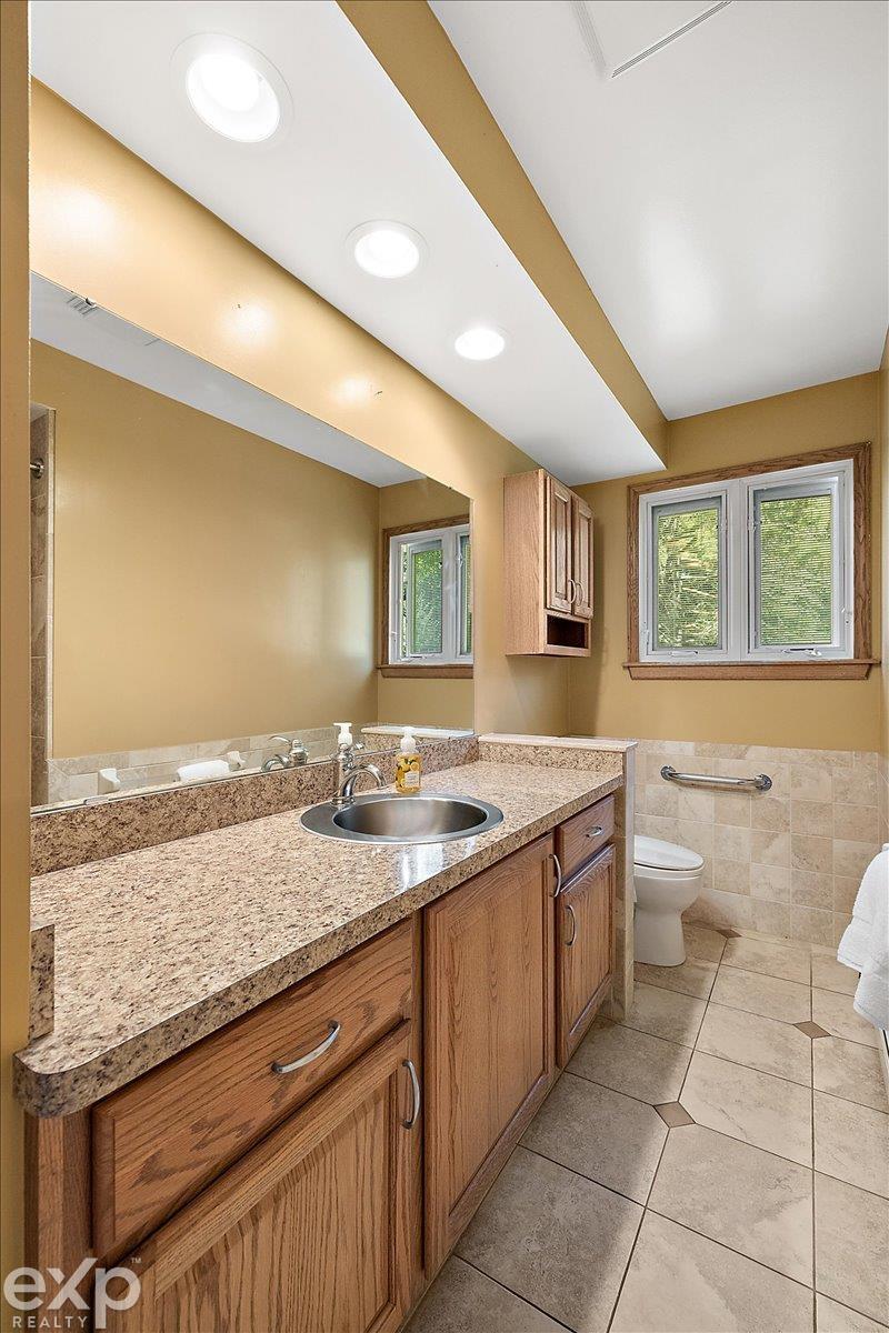6577 High Rim Court Washington, MI 48094 - Photo 54 of 82 50182994-7cccc7c3-e6bb-4c75-a1f2-a51f0927217c.JPG
