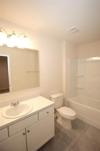 $1,750 | 121 Redbud Road, Palm Coast, FL 32137