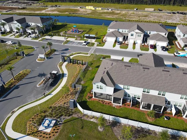 $1,750 | 121 Redbud Road, Palm Coast, FL 32137