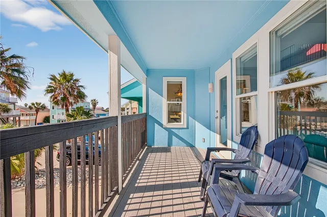 $749,000 | 657 Anchor Drive, Port Aransas, TX 78373