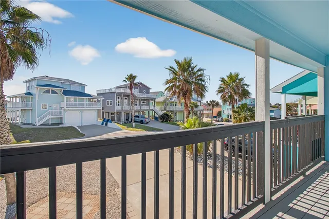 $749,000 | 657 Anchor Drive, Port Aransas, TX 78373