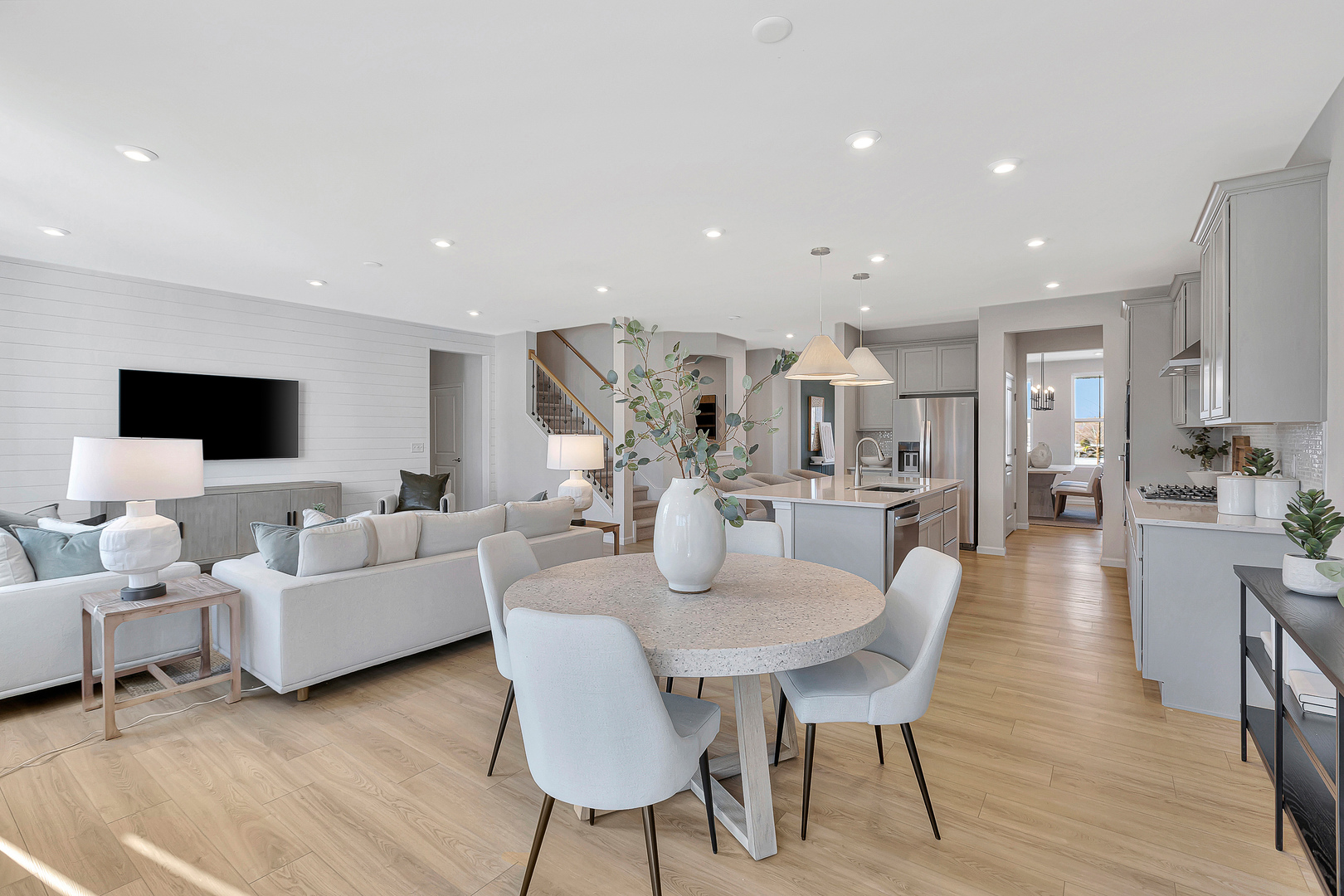 2941 Red Rose Road Aurora, IL 60503 - Photo 7 of 17 Gallery Image 7