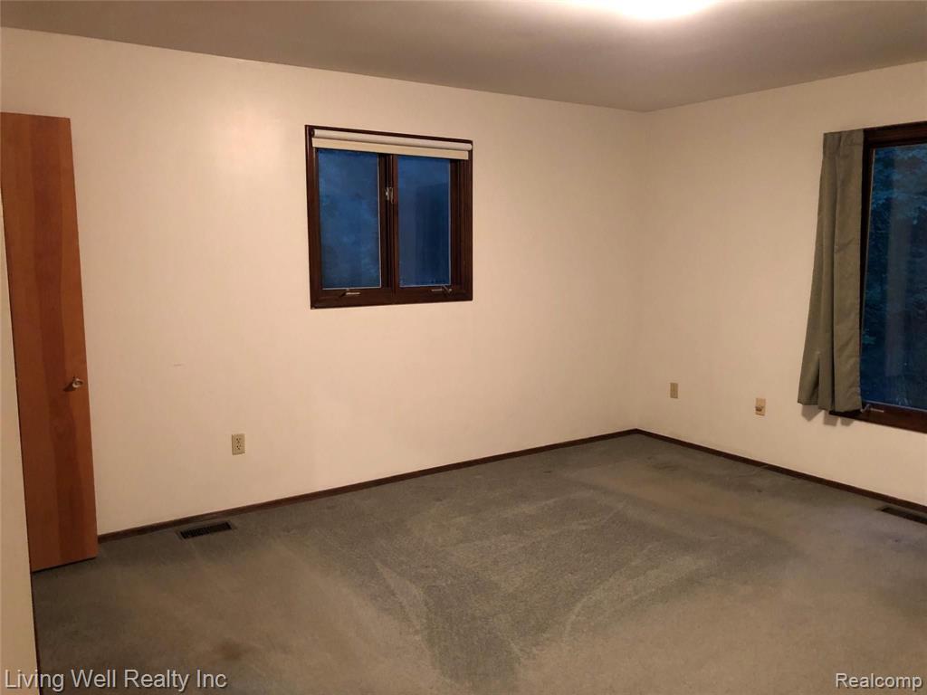 7206 Mc Guire Road Fenton, MI 48430 - Photo 13 of 25