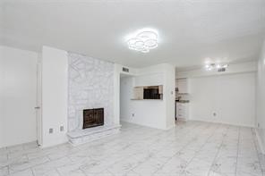 17331 Red Oak Drive, Unit 45 Houston, TX 77090 - Photo 4 of 25