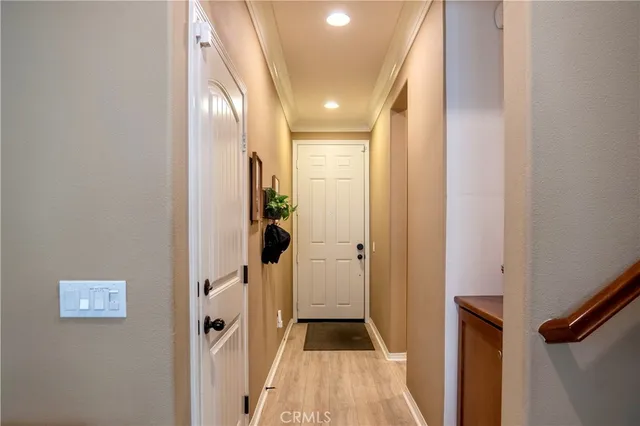 $899,900 | 22086 Windham Way, Saugus, CA 91350