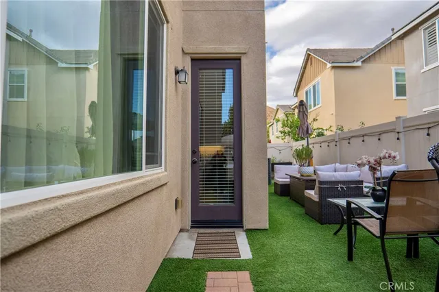 $899,900 | 22086 Windham Way, Saugus, CA 91350