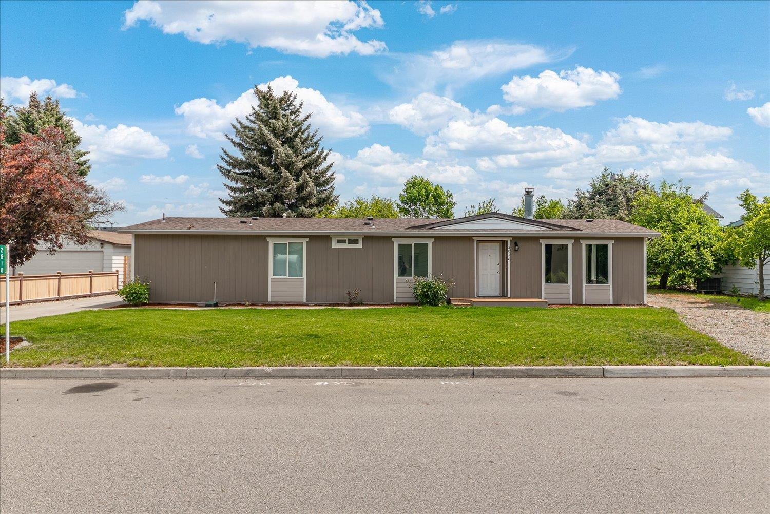 2818 North Joel Road Spokane Valley, WA 99027 - Photo 1 of 36