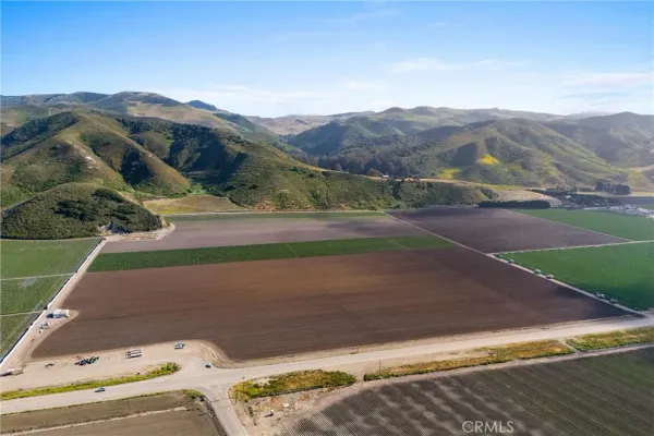 $7,908,000 | 0 Floradale Avenue, Lompoc, CA 93436