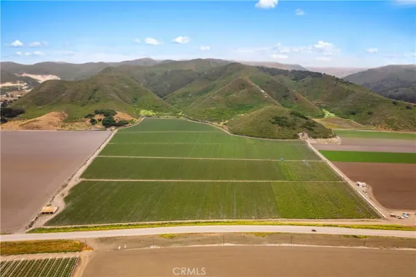 $7,908,000 | 0 Floradale Avenue, Lompoc, CA 93436